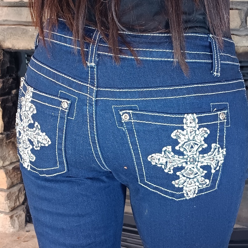 Women’s Custom Upcycled Bell Bottom Boho Revival Jeans size 6 Unique Design​​​ - Picture 3 of 15